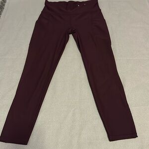 Quick dri maroon leggings
